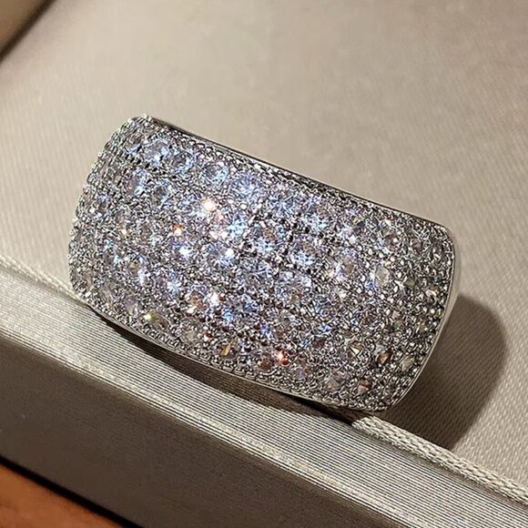 NEW 18k White Gold Pave Diamond Ring Thick Wide Ring Band Statement Ring - Picture 7 of 12